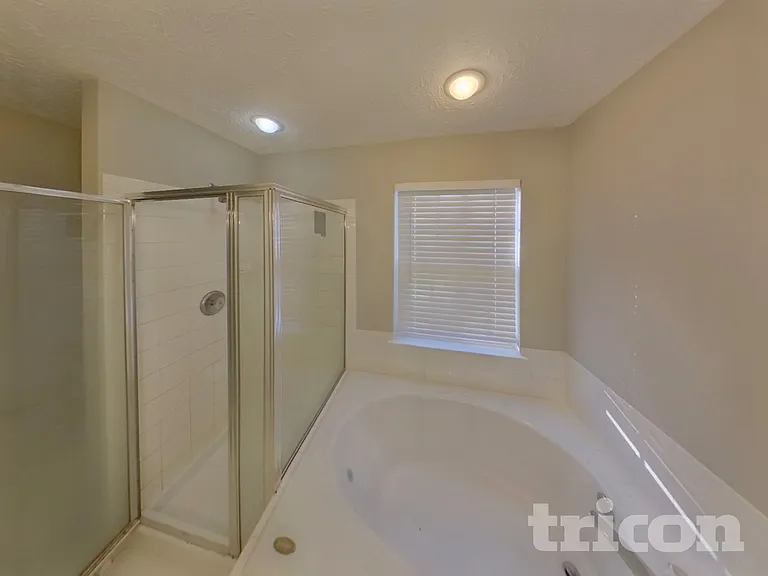 9845 Bayline Cir — Photo 10