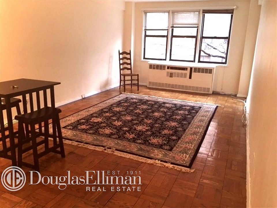 1st image of 1463 2nd Ave #4E