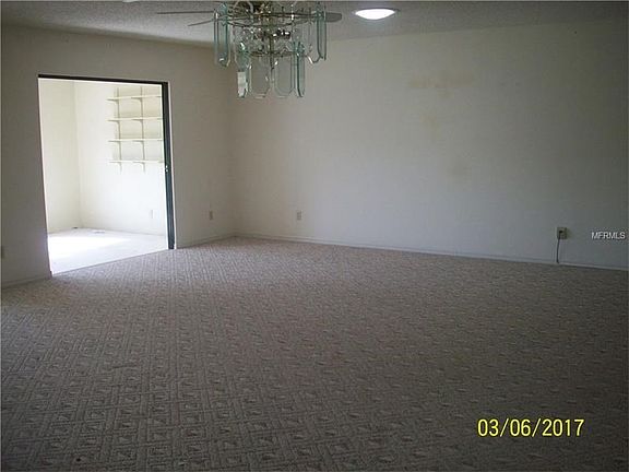 4th image of 2407 Locksley St #0