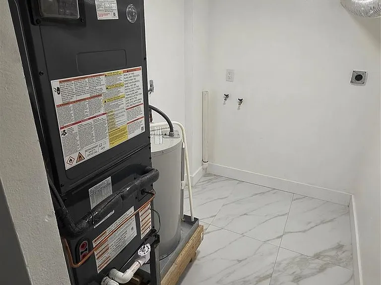 1758 NW 55th Ave #101 — Photo 11