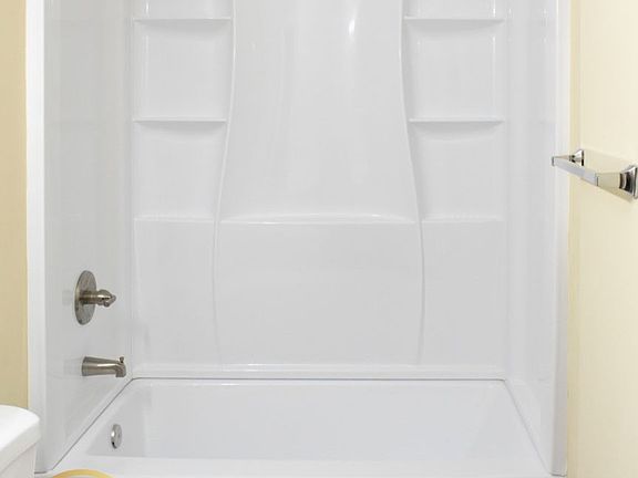 5th image of 322 Conradi St #6A