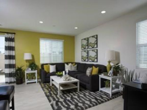 2nd image of 7606 N Honor Way
