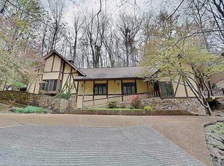 1116 Ski Mountain Rd, Gatlinburg, TN 37738
