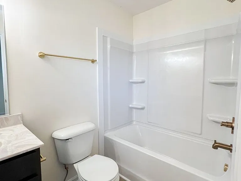 301 Ranger Ln — Photo 21