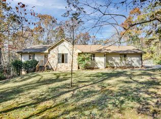 134 Country Acres Rd, Walhalla, SC 29691