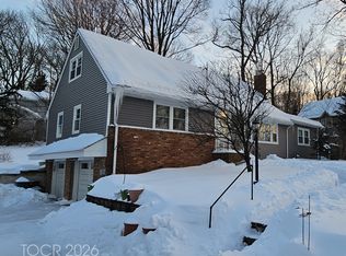 49 Fayson Lakes Rd, Kinnelon, NJ 07405