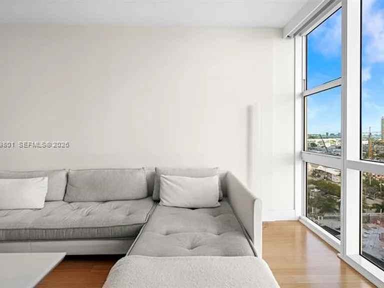 6801 Collins Avenue Cu #1409 — Photo 20
