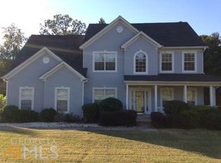 135 Woodland Hills Dr, Fairburn, GA 30213