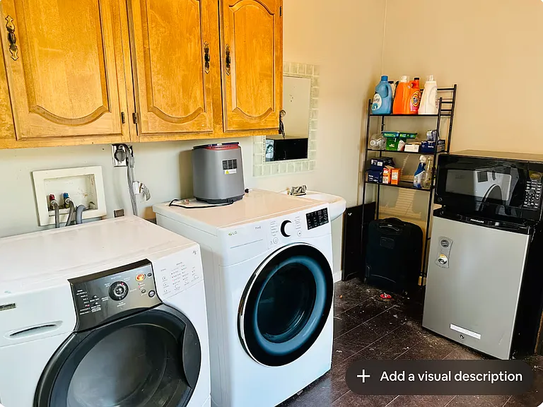 1330 Hollyburne Ave — Photo 9