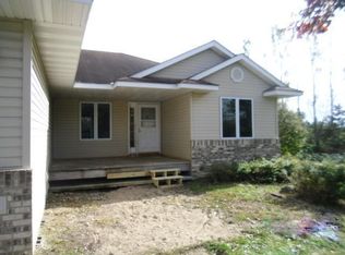 27117 Quinlan Ave, Lindstrom, MN 55045