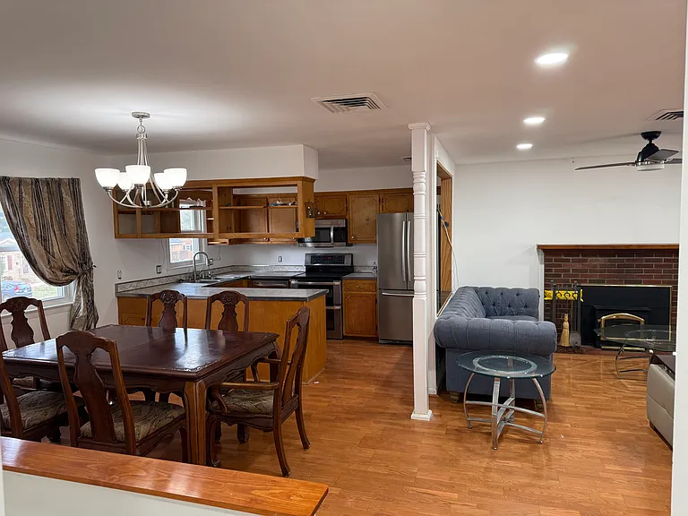 109 Belmont Dr SW #2 — Photo 4