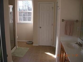 5th image of 9721 Glenburn Ln