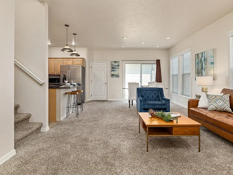 350 W Reese St — Photo 19