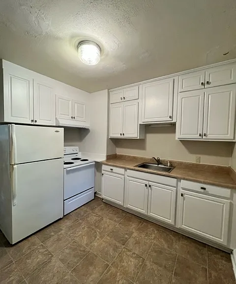 734 Hillcrest St #734 — Photo 3
