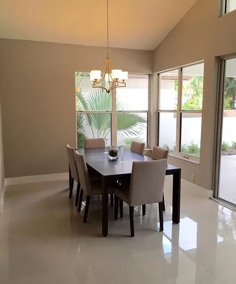 5463 NW 20th Ave — Photo 5