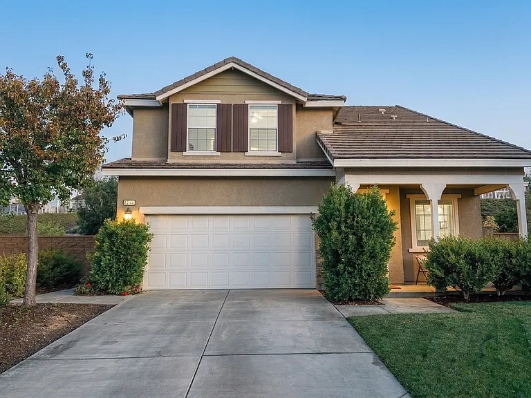 38160 Turning Leaf Ct — Photo 2