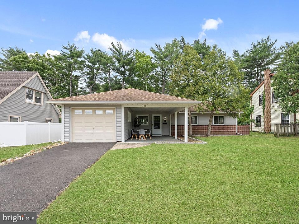 1st image of 181 Somerset Dr
