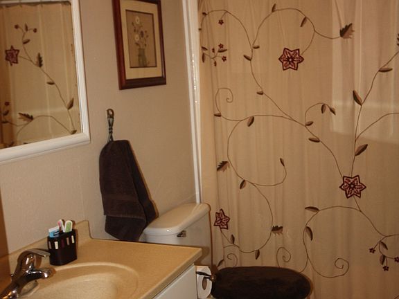 5th image of 1408 Las Palmas Cir
