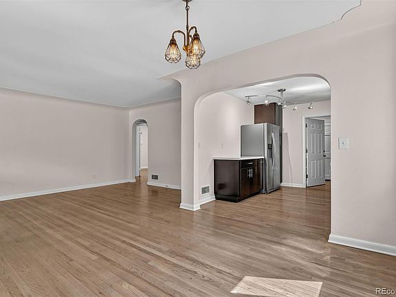 4th image of 2544 Lamar Street