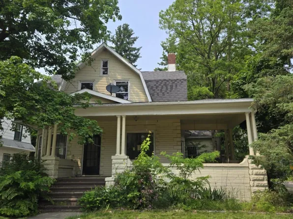 1111 E Michigan Ave, Albion, MI 49224