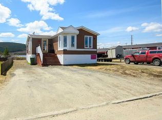 3046 Bartlett Dr, Labrador City, NL A2V2P5