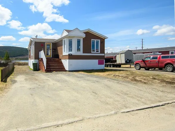3046 Bartlett Drive, Labrador City, NL A2V2P5