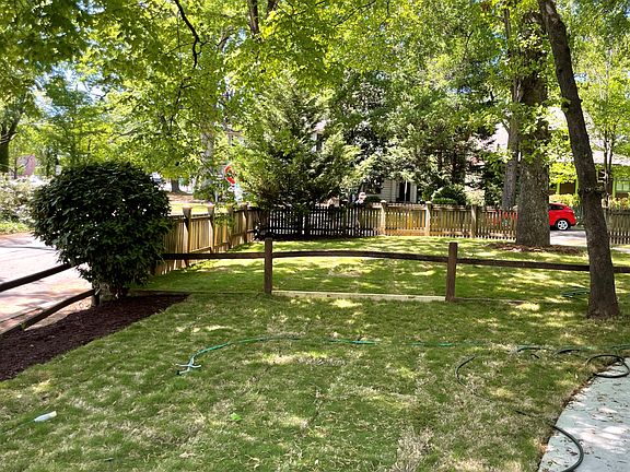 3rd image of 202 Groveland Ave #2