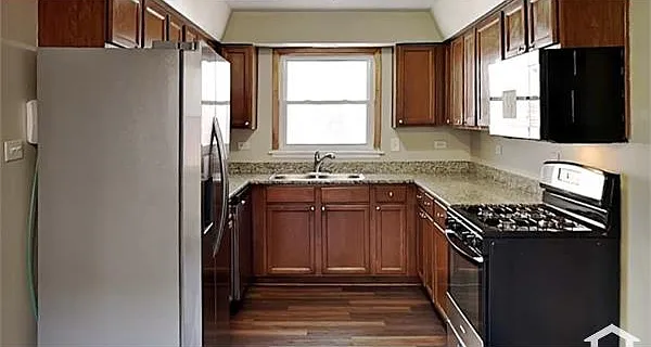3 bed, 1500 sqft, $1,740 — Photo 4