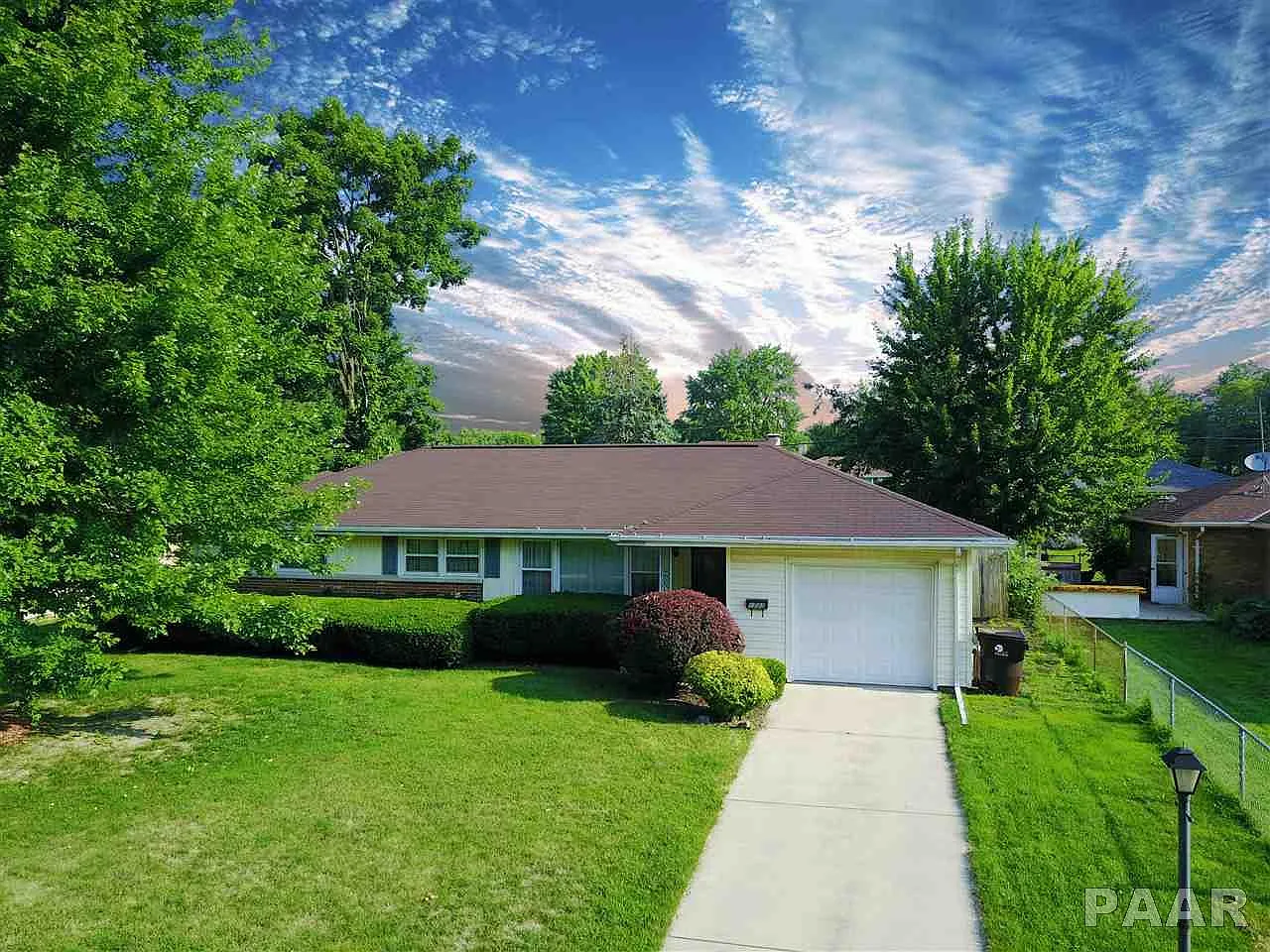 1723 W Bel Aire Ave photo 1