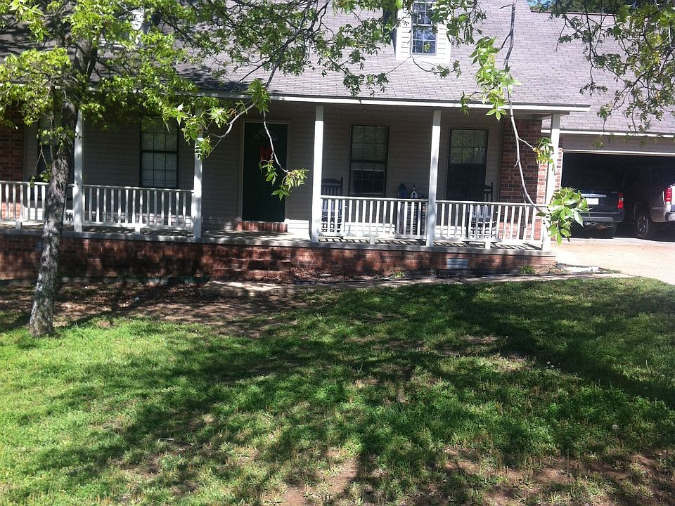 1st image of 110 Kimberly Ln