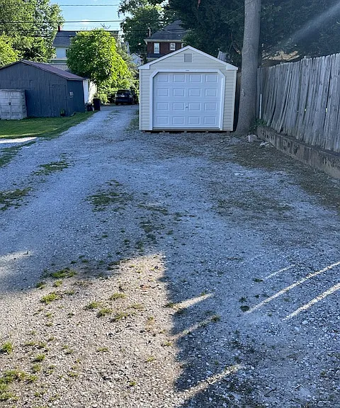 161 W Main St — Photo 47