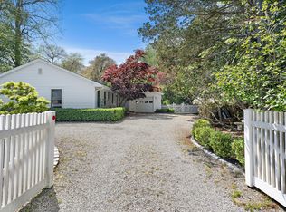 37 Halsey Rd, Remsenburg, NY 11960