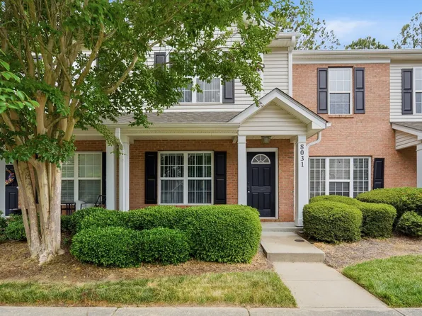 8031 Stoneham Ct, Matthews, NC 28105