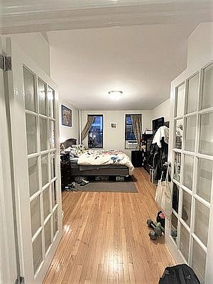 1st image of 206 E 34th St APT 4A