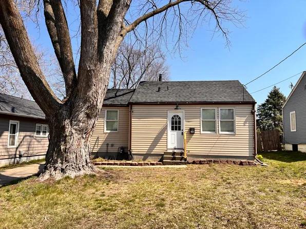 4021 8th St, Des Moines, IA 50313