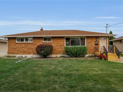 352 Two Mile Creek Rd, Tonawanda, NY, 14150