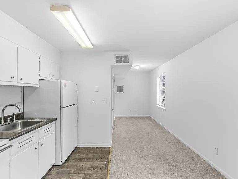 Cliff Place — Photo 11