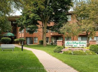 921 Armour Rd #222, Peterborough, ON K9H7K5