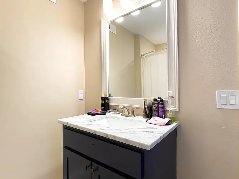 558 N Highland Ave — Photo 14