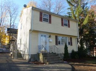 33 Ames Ave, Lexington, MA 02421