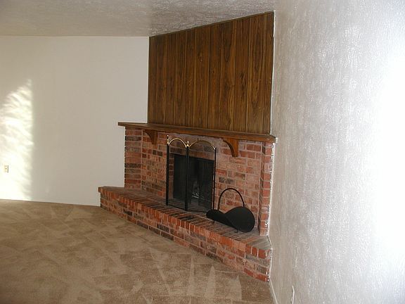 2nd image of 7417 Tunbridge Dr