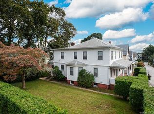 25 Avery Ct, New London, CT 06320