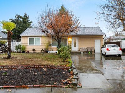 7856 Ajax St, White City, OR, 97503
