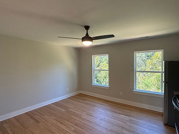 3rd image of 118 E Moore St #201