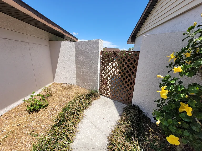 7125 Silvermill Dr #7125 — Photo 4