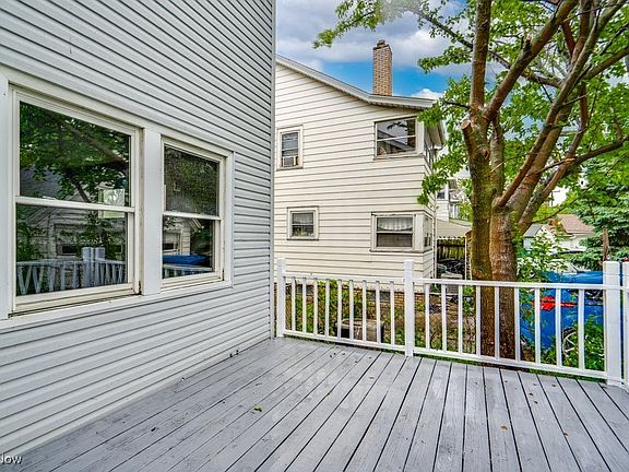 5th image of 3629 W 130th St