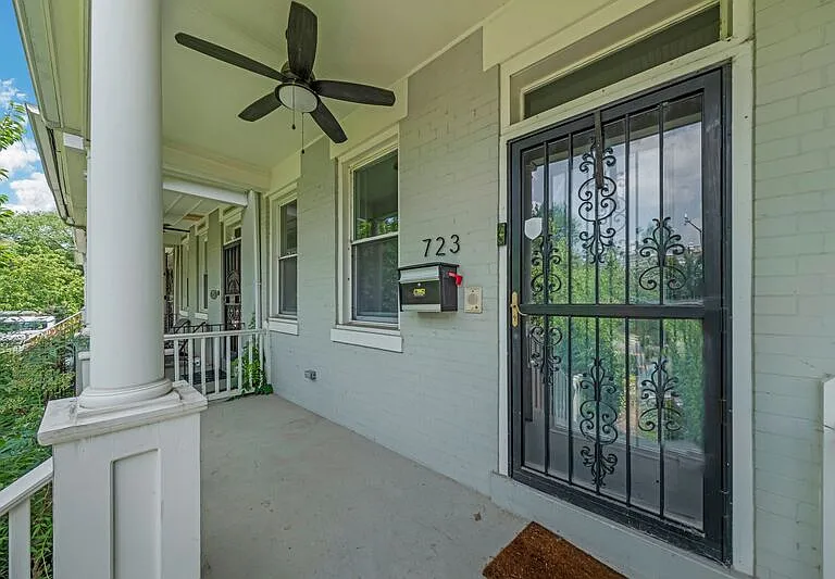 723 K St NE — Photo 2