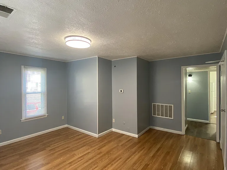 1600 S 6th St #1 — Photo 10