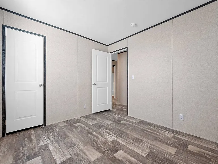 305 W Buell Dr #50A — Photo 19