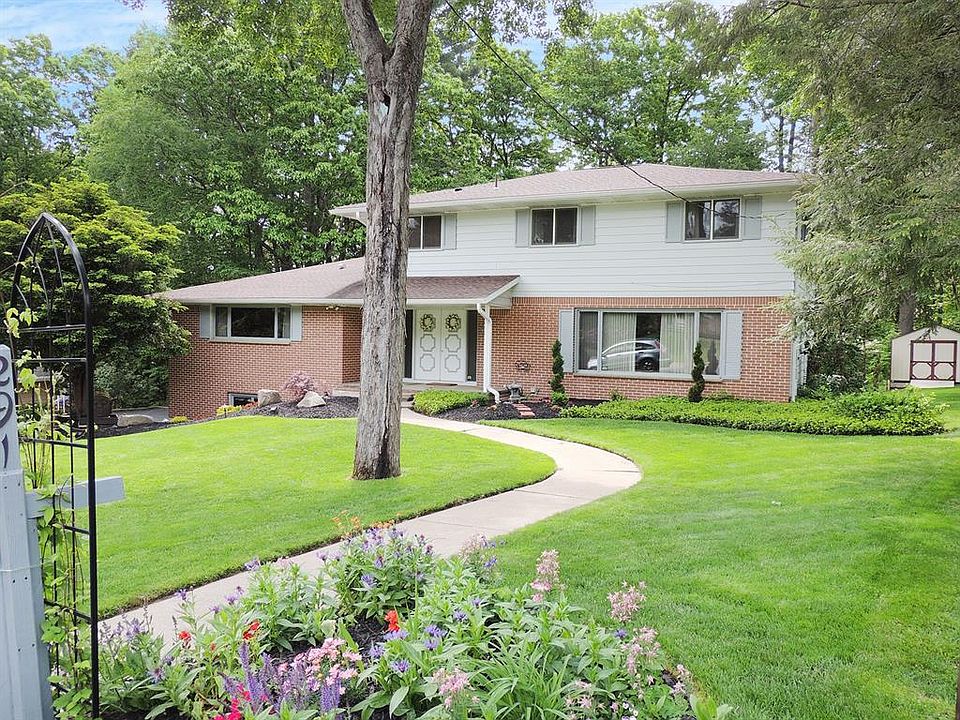1st image of 291 Ridgefield Rd